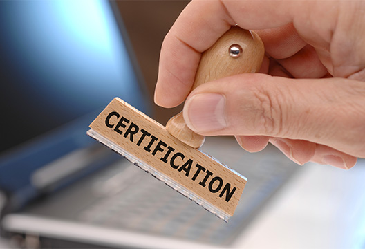 De l’inutilité de la recertification…