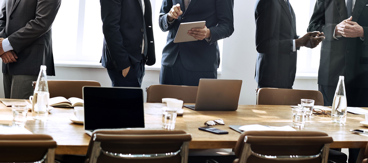 Négociations conventionnelles infirmières : les partenaires conventionnels se heurtent aux limites de l’ONDAM et à l’évolution vers des forfaits journaliers.